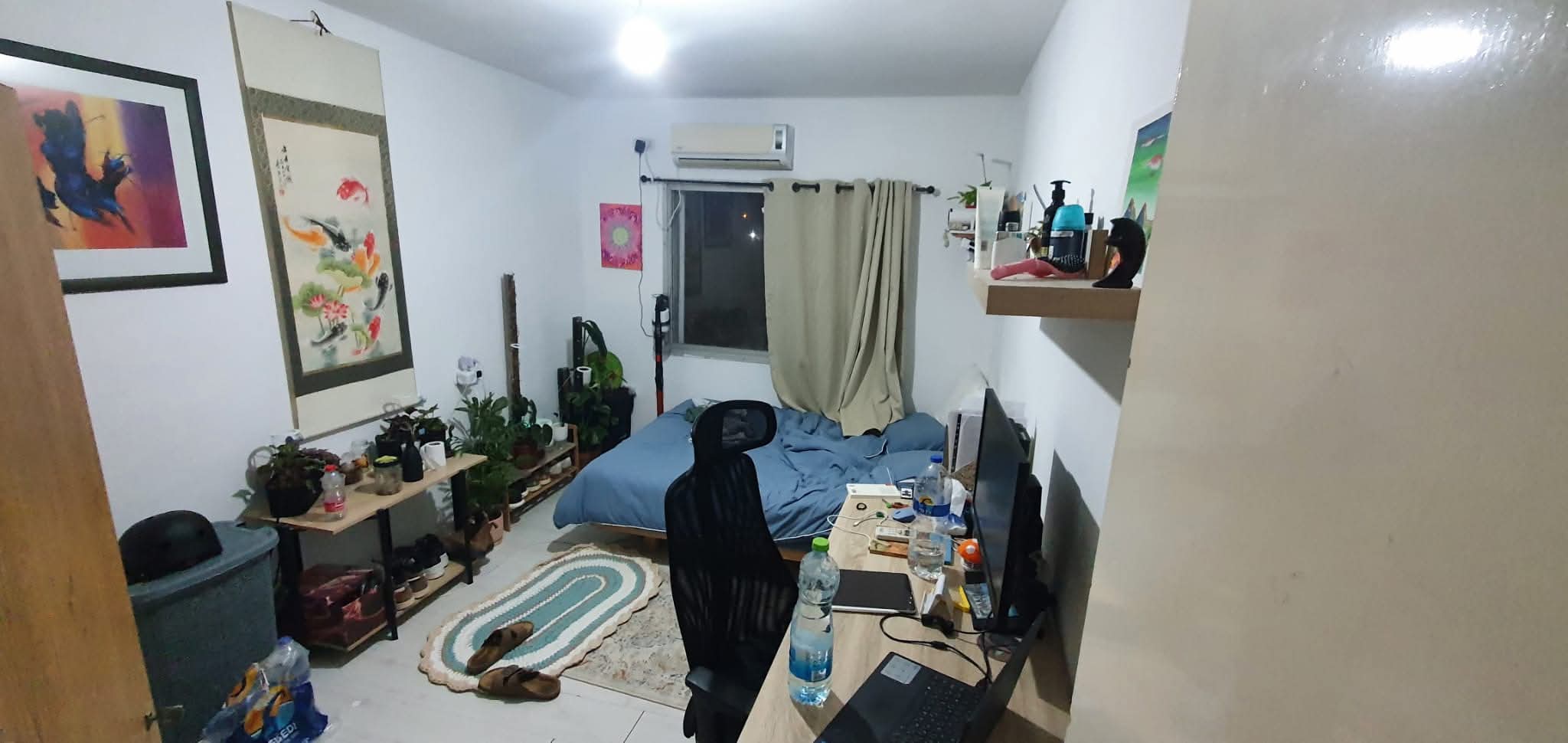 חדר גדול בדירת שותפים שווה בשכונה ב(100 מ"ר)