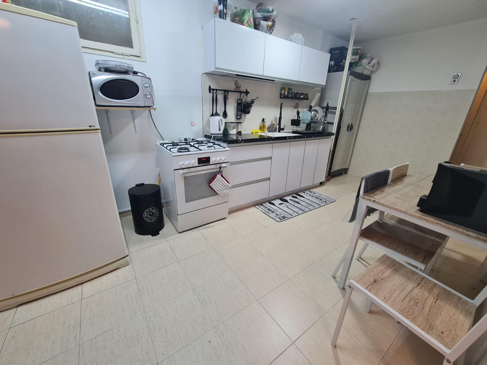 דירה מהממת בשכונה ג׳ רחוב רוטנברג 16