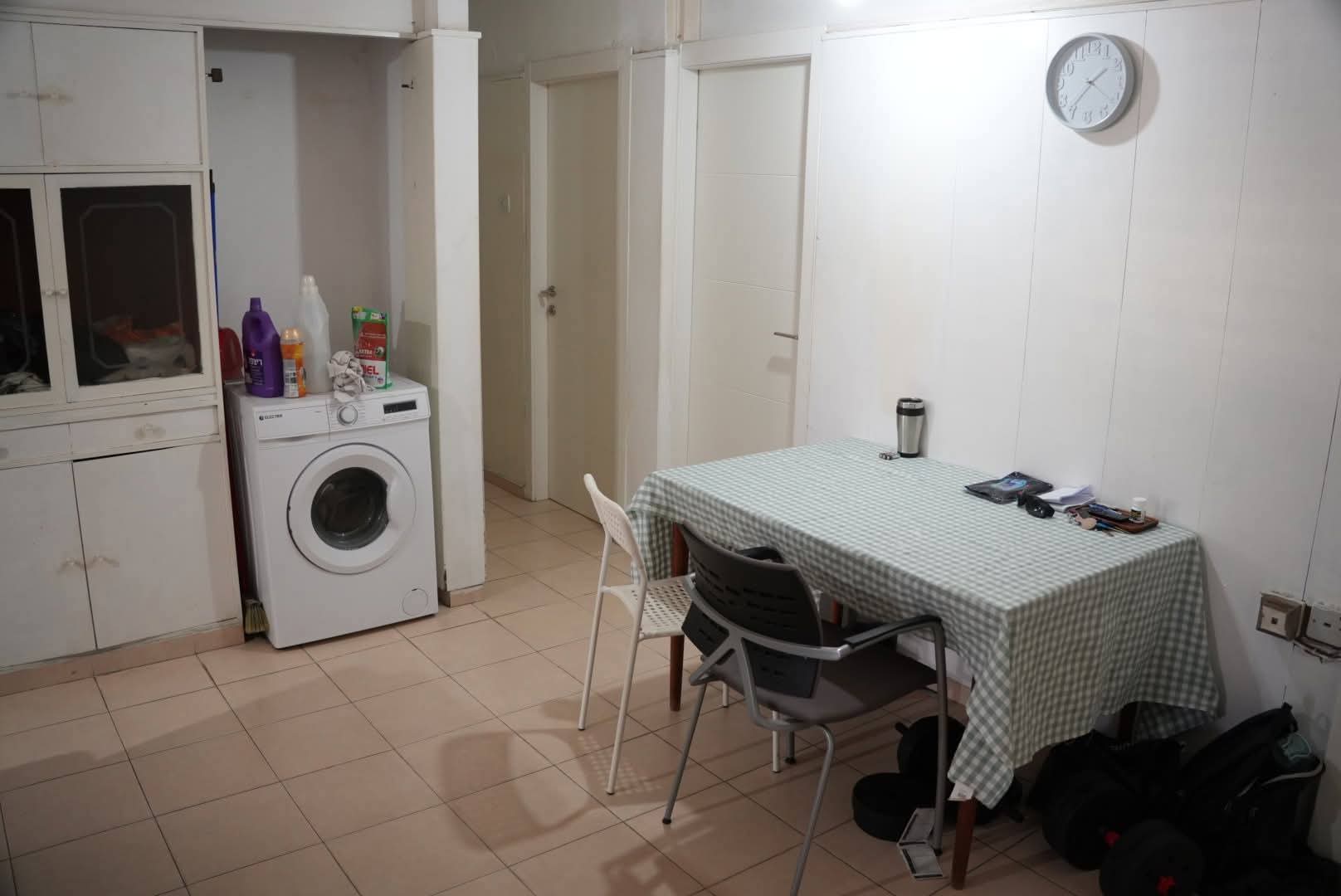 מחפשות שותפה שלישית לדירה שומרת שבת וכשרות ברחוב רגר! — תמונה 2