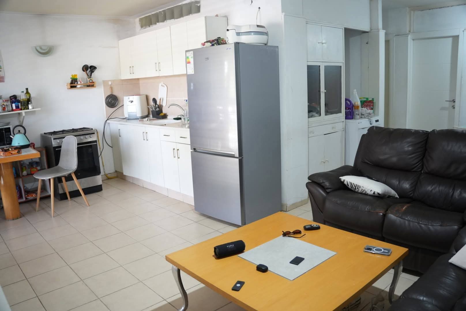 מחפשות שותפה שלישית לדירה שומרת שבת וכשרות ברחוב רגר! — תמונה 9